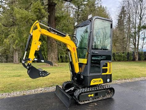 qh13r mini excavator specs|13.5hp 1 ton mini.